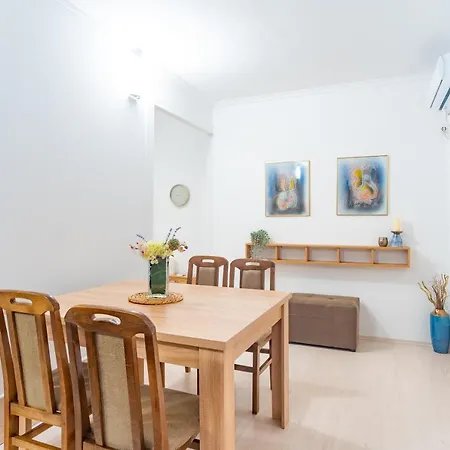 Apartment Panorama *
